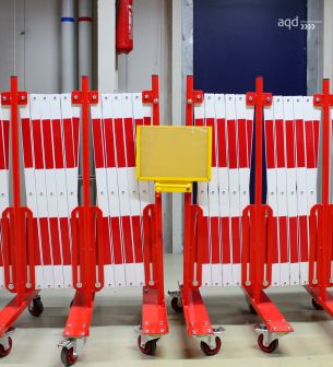 Set de barreras extensibles 2 x 8 m, color rojo-blanco - Sets de barreras extensibles, Set de barreras extensibles 2 x 8 m, color rojo-blanco - Sets de barreras extensibles,