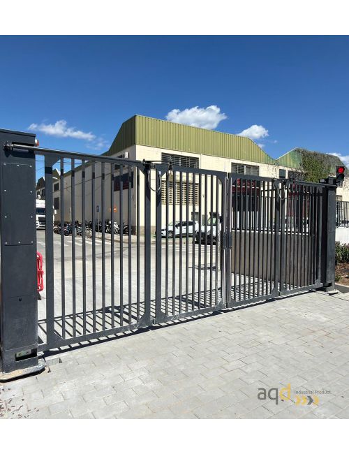Portón doble ultrarrápido para control de accesos industriales